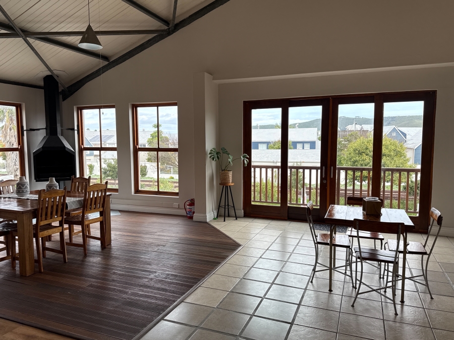 To Let 2 Bedroom Property for Rent in Knysna Central Western Cape